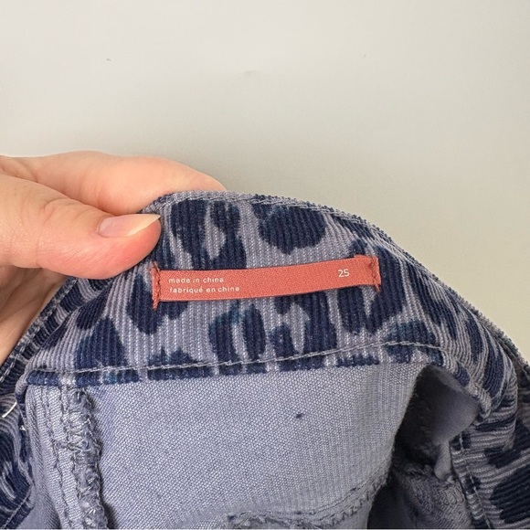 Pilcro Denim Corduroy Bermuda Short Blue Leopard - Picture 6 of 8